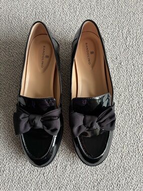 Bandolino BNLINDI03 Black Patent Bow Loafers Women's Size 9M Slip On Dress Shoes